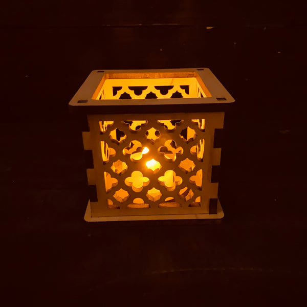 Moroccan Trellis Barbed Quatrefoil - Tea Light Holder